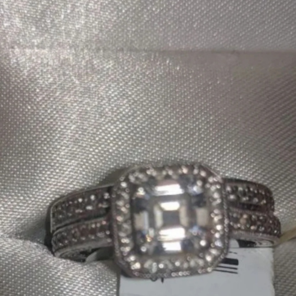 Silver & cz sz 7 wedding ring set